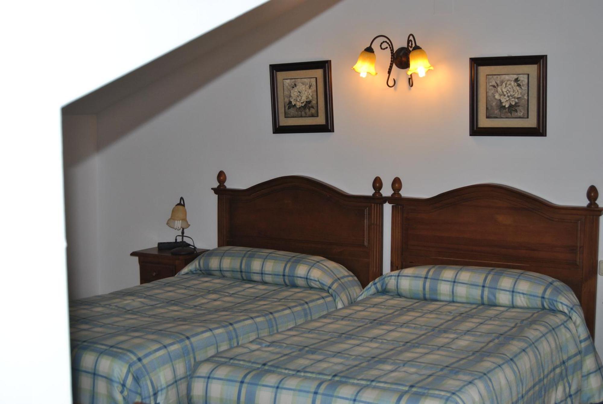 Hostal Rural Amador Puente de Vadillos Oda fotoğraf