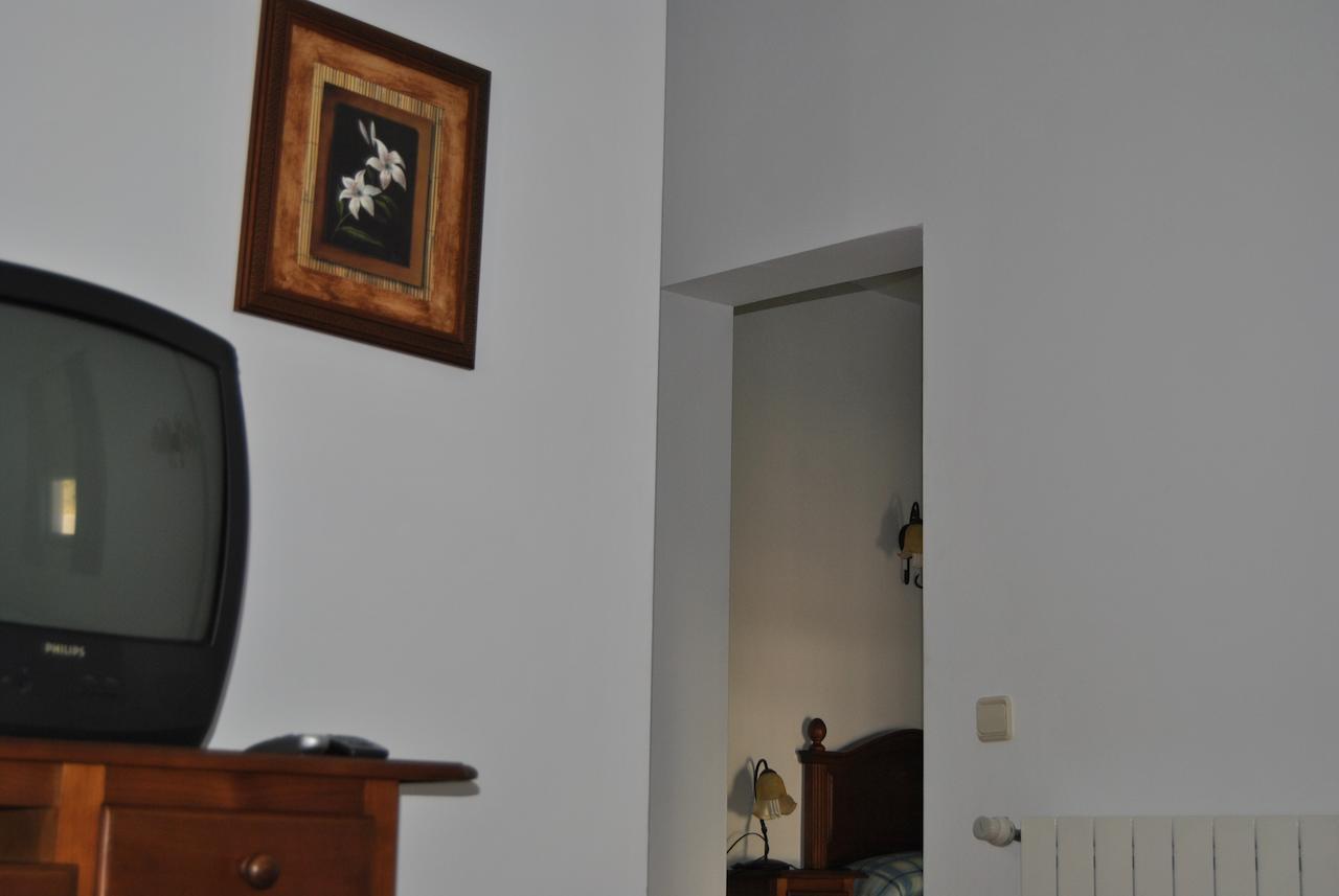 Hostal Rural Amador Puente de Vadillos Oda fotoğraf